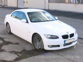 BMW 320D autófóliázás: fényes fehér autó fóliázás 1