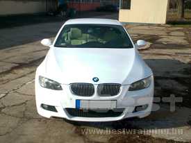 BMW 330D fóliázás: fényes fehér autó fóliázás 2
