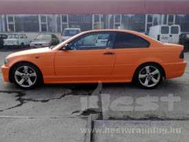 BMW e46 autófóliázás: KPMF matt narancssárga autó fóliával, üveghatású tetőfóliával 6