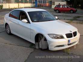 BMW E90 fóliázás: gyöngyházfehér autó fóliázás 1