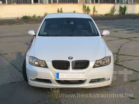 BMW E90 fóliázás: gyöngyházfehér autó fóliázás 2