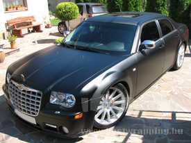 Chrysler 300C fóliázás:matt fekete autó fóliázás 3