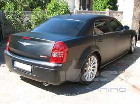 Chrysler 300C fóliázás:matt fekete autó fóliázás 7