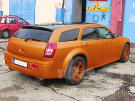 Chrysler 300C kombi fóliázás: matt narancssárga, üveghatású tető autó fóliázás 7