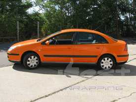 Citroen C5 fóliázás: fényes narancssárga autó fóliázás 6