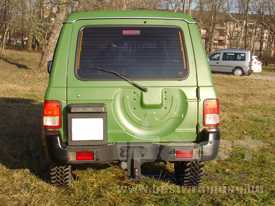 Hyundai Galloper fóliázás: matt katonai zöld és matt fekete autó fóliázás 8