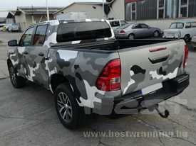 Toyota Hilux autófóliázás: ONFK matt artic álcázó terepmintás autó fóliával 9