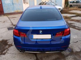 BMW 530D autófóliázás: Teckwrap matt kék króm autó fóliával 8