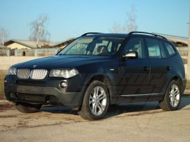 BMW X3 autófóliázás: Teckwrap cm01m satin black autó fóliával 3