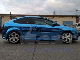Ford Focus ST autófóliázás: TeckWrap Light Blue CHM17E autó fóliával 4