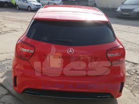 Mercedes A45 AMG autófóliázás: Avery gloss carmine red cb1650001 autó fóliával 08