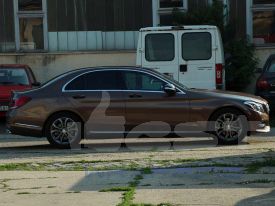 Mercedes C220 autófóliázás: Avery gloss metallic brown cb1630001 autó fóliával 4