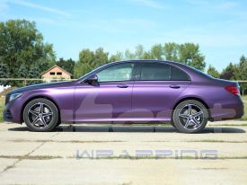 Mercedes E300DE autófóliázás: ONFK Matte Purple-Black Flip-Flop autó fóliával 06