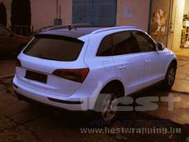 Audi Q5 autófóliázás: gyöngyházfehér autó fóliázás 07