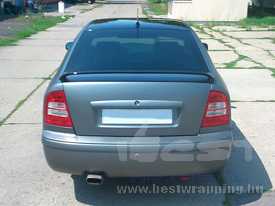 Skoda Octavia RS fóliázás: matt grafit szürke autó fóliázás üveghatású tetőfóliával 8